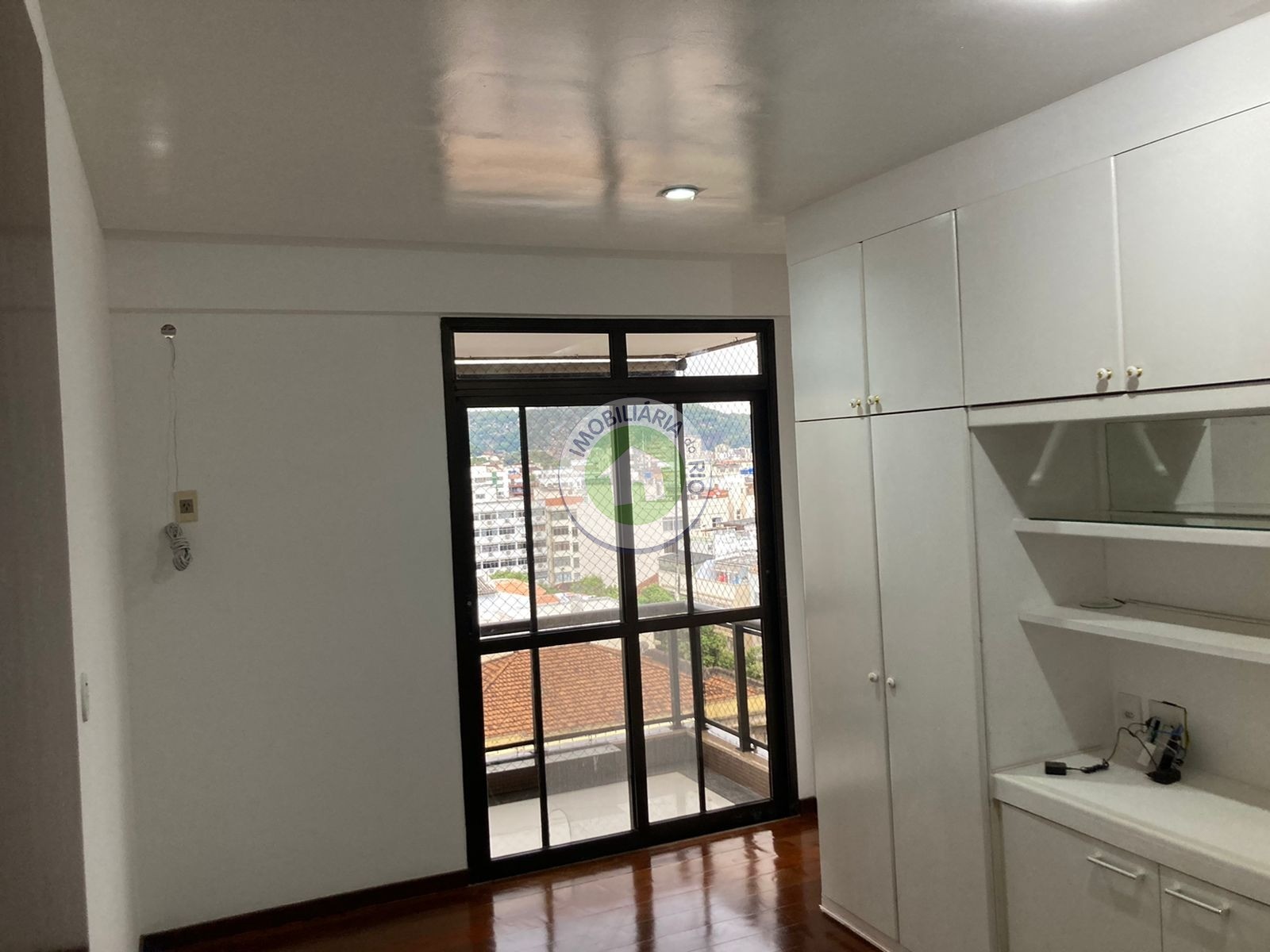 Apartamento à venda com 4 quartos, 168m² - Foto 11