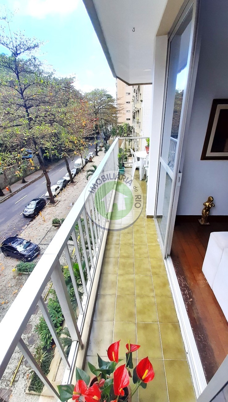 Apartamento à venda com 4 quartos, 130m² - Foto 14