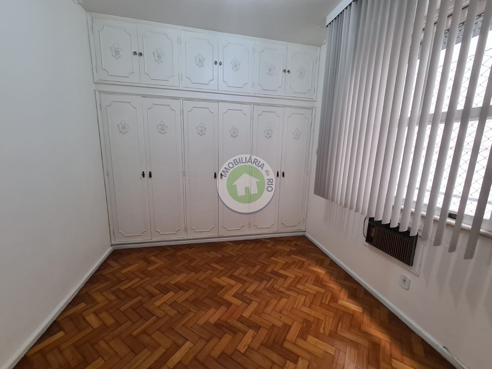 Apartamento à venda com 3 quartos, 136m² - Foto 13