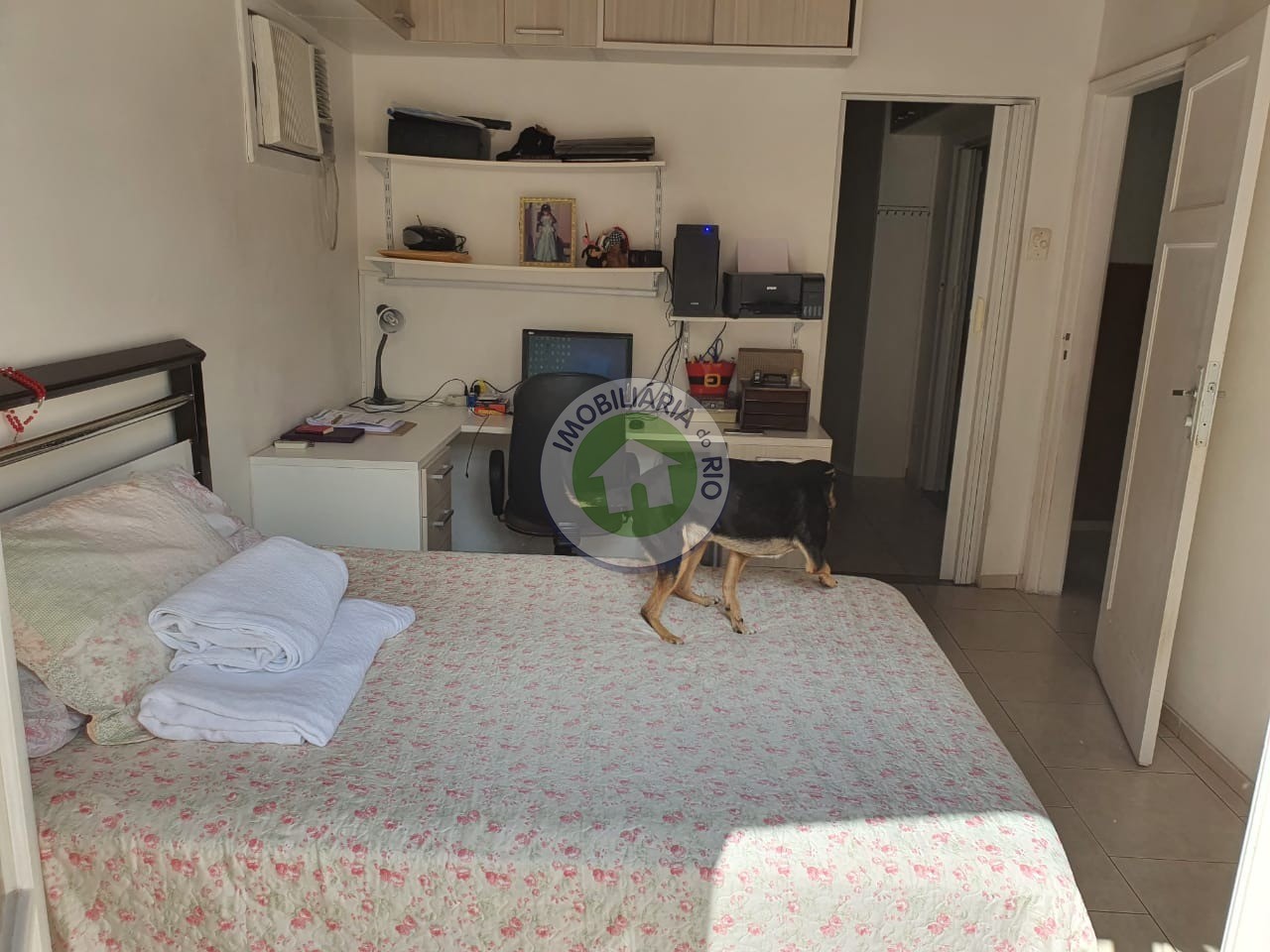 Casa à venda com 4 quartos, 250m² - Foto 4