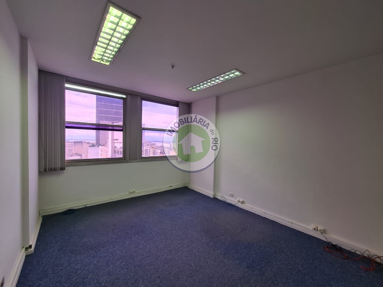 Conjunto Comercial-Sala à venda e aluguel, 70m² - Foto 4