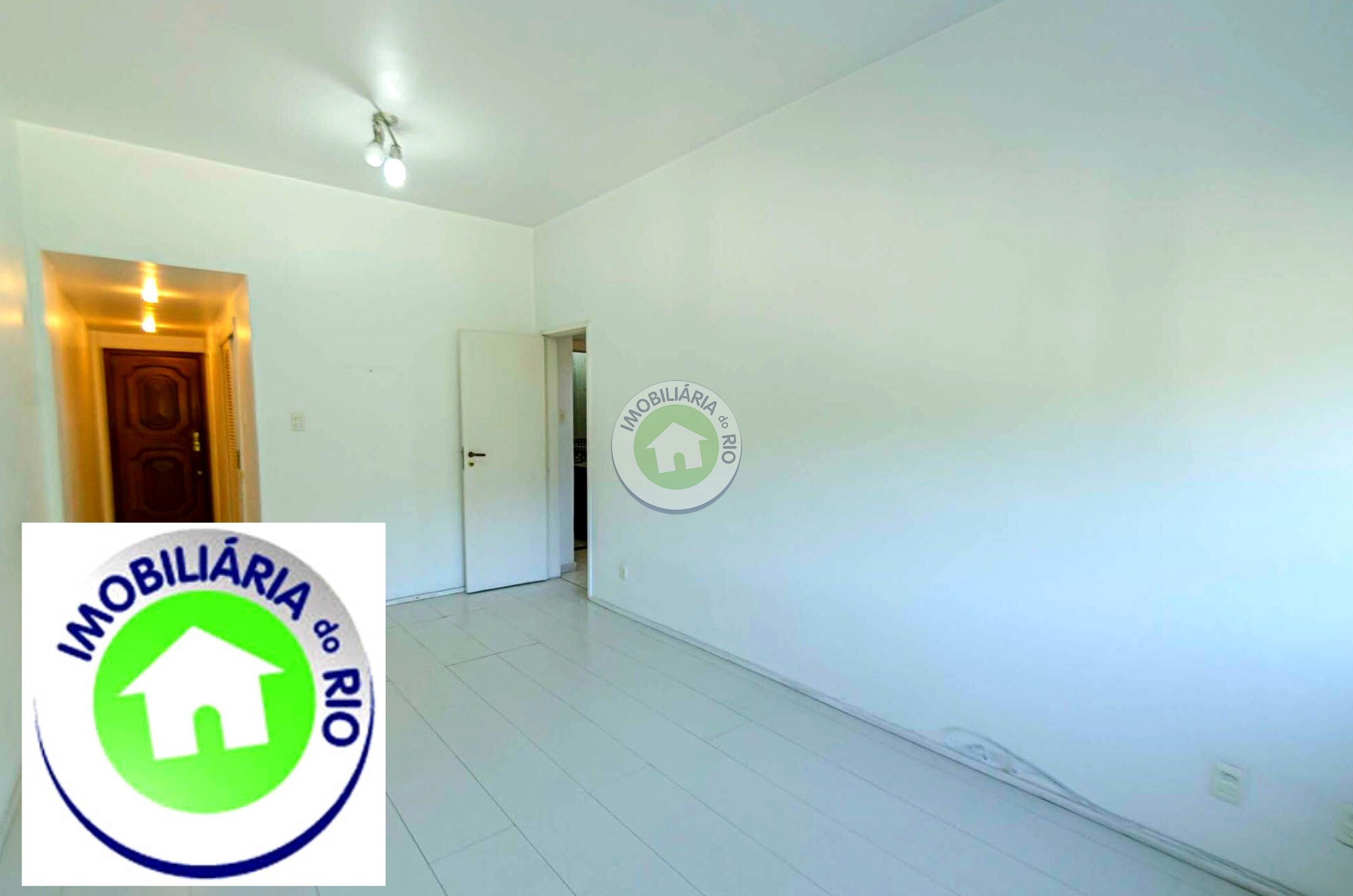 Apartamento à venda com 3 quartos, 97m² - Foto 4