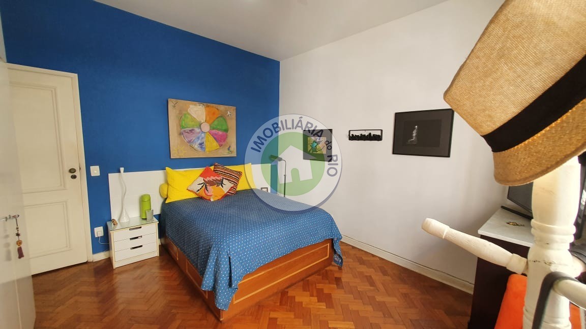 Apartamento à venda com 4 quartos, 220m² - Foto 14