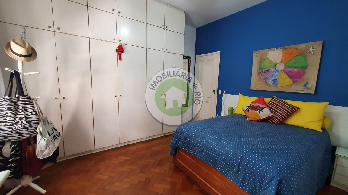 Apartamento à venda com 4 quartos, 220m² - Foto 15