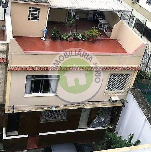 Casa à venda com 5 quartos, 240m² - Foto 19