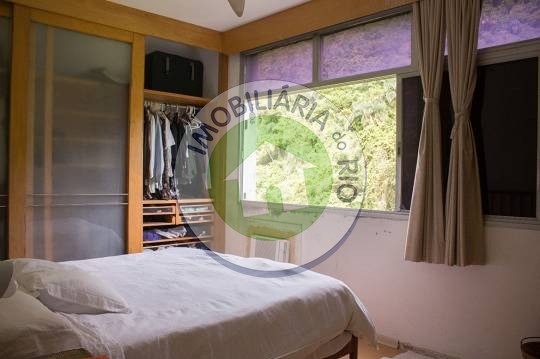 Apartamento à venda com 2 quartos, 93m² - Foto 17