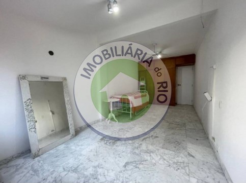 Cobertura à venda com 4 quartos, 242m² - Foto 17