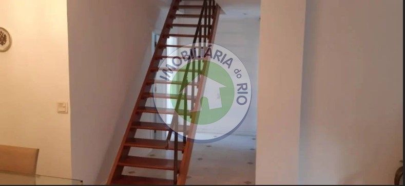 Cobertura à venda com 4 quartos, 242m² - Foto 9