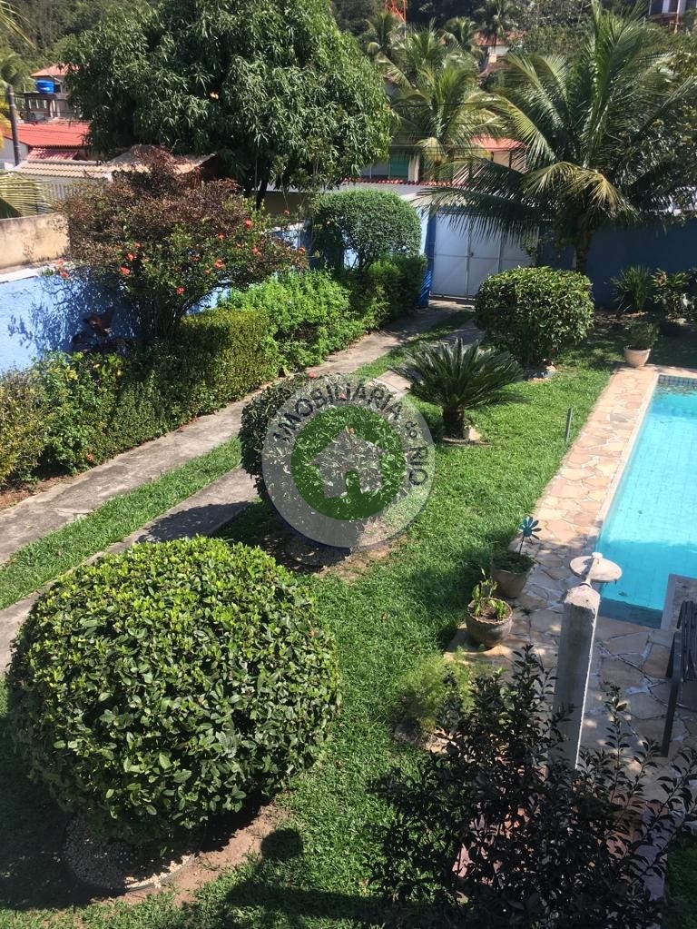 Casa de Condomínio à venda com 5 quartos, 300m² - Foto 9