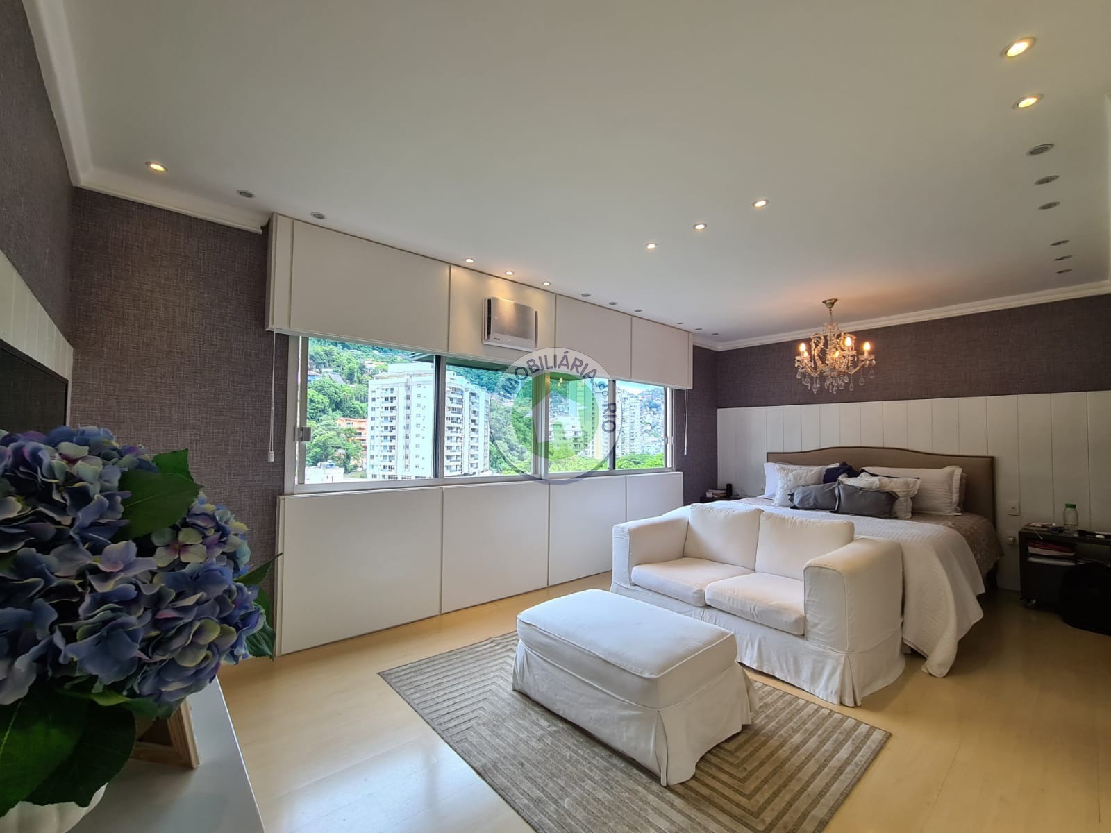 Apartamento à venda com 4 quartos, 240m² - Foto 30