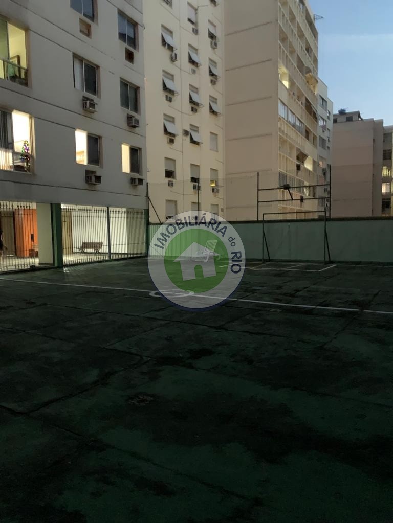 Apartamento à venda com 2 quartos, 78m² - Foto 22