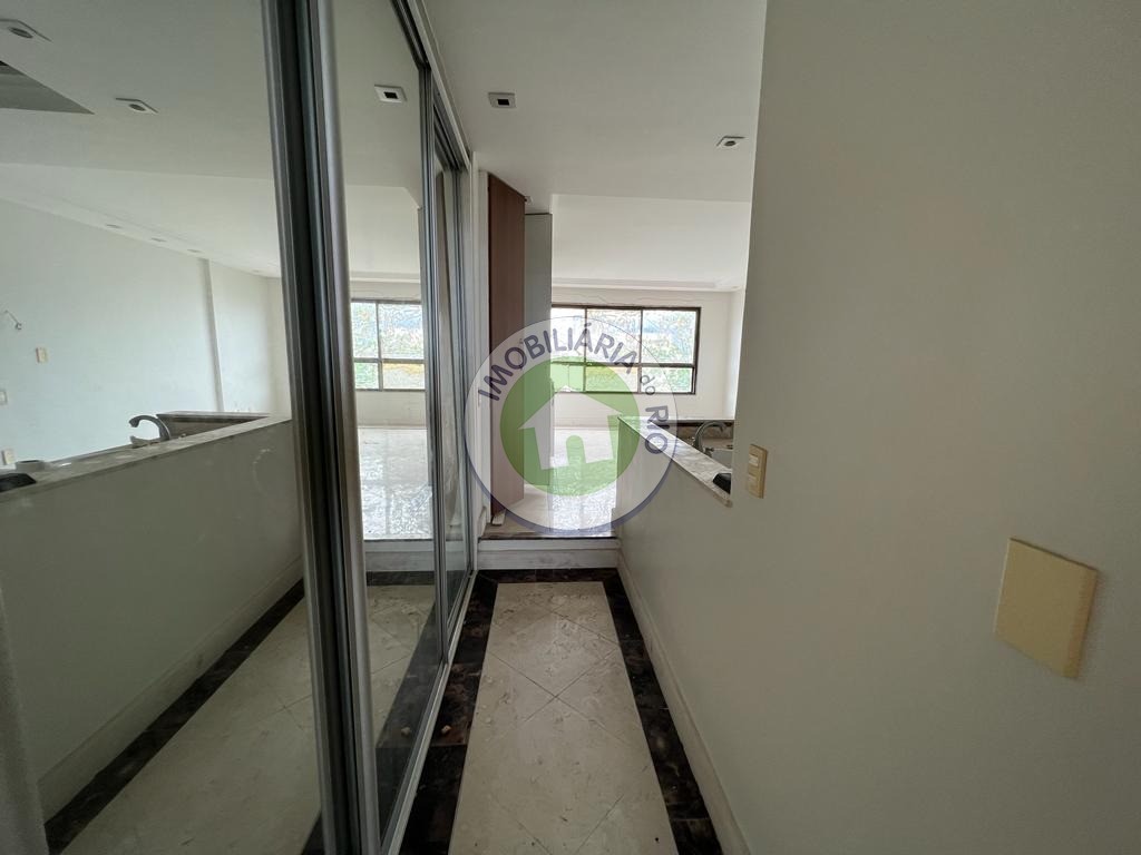 Cobertura para alugar com 5 quartos, 400m² - Foto 11