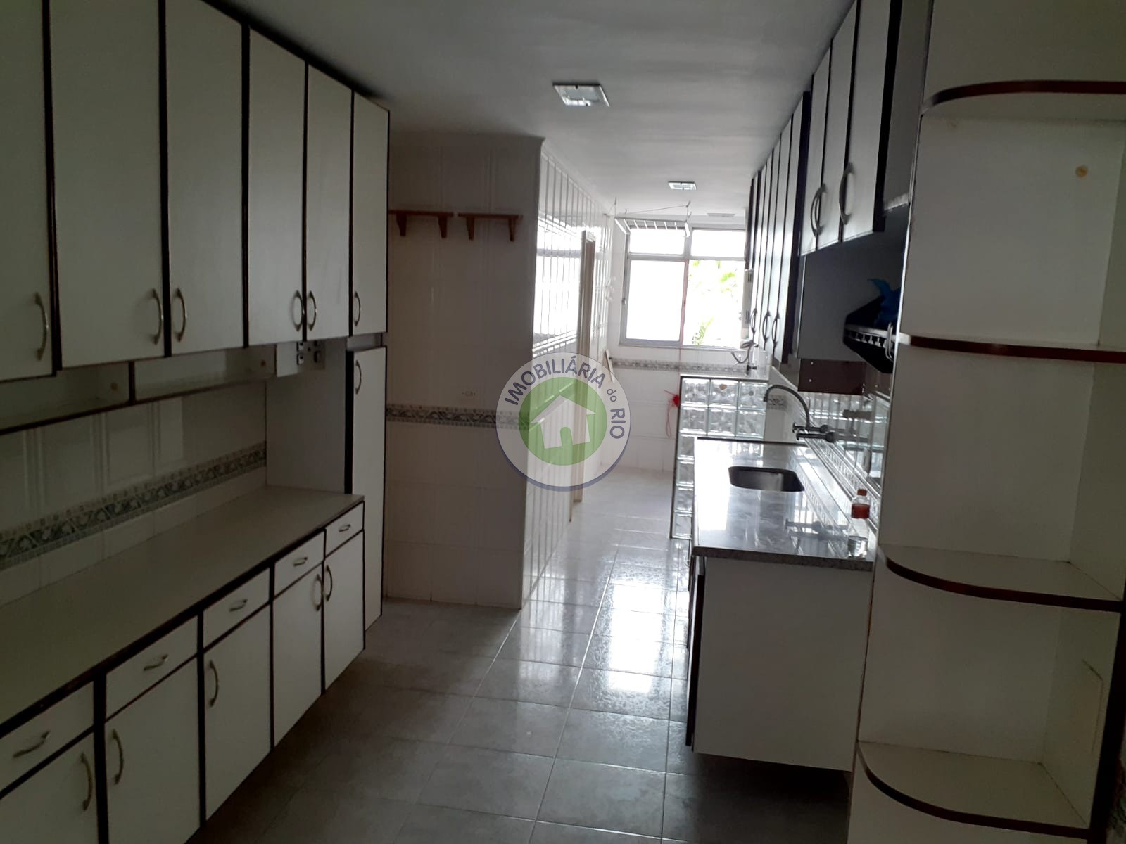 Apartamento à venda com 3 quartos, 150m² - Foto 5