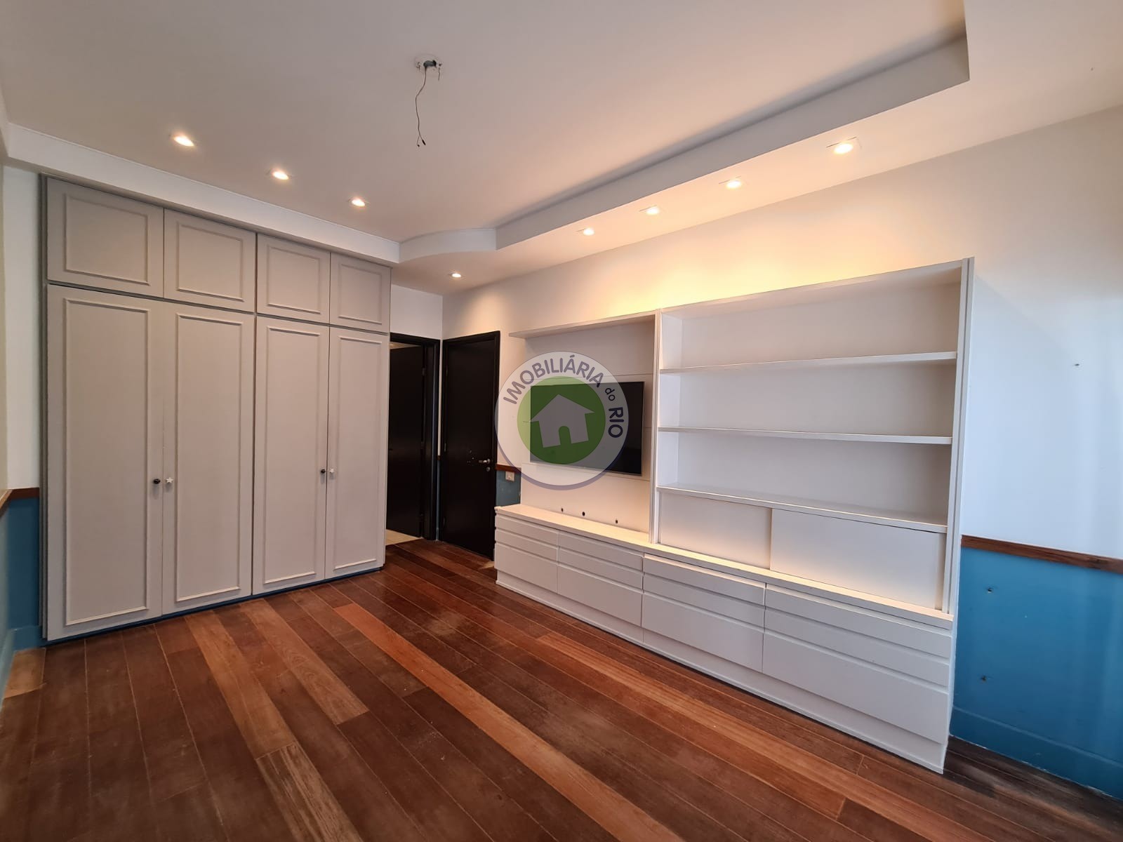 Apartamento à venda com 4 quartos, 276m² - Foto 29