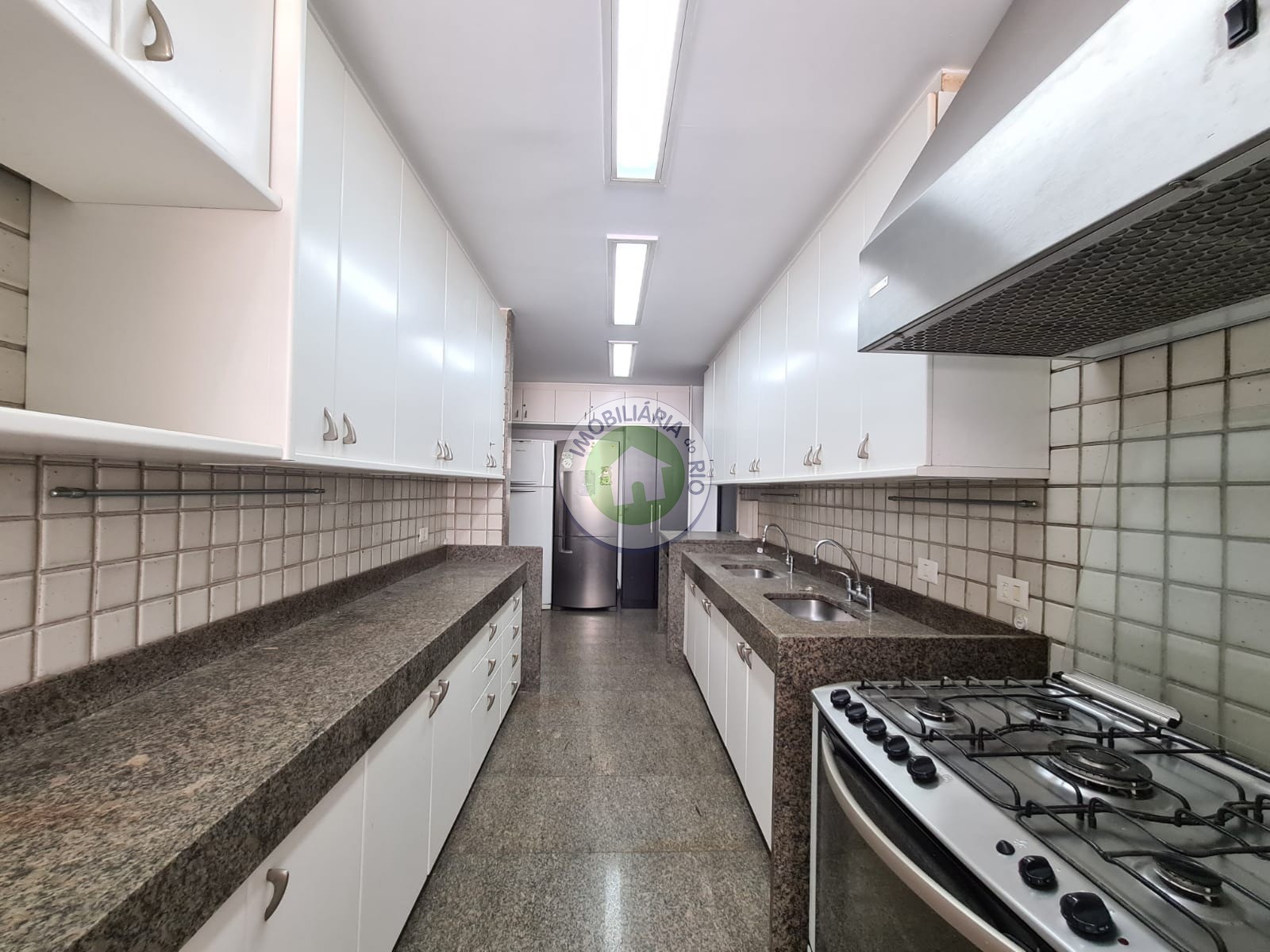 Apartamento à venda com 4 quartos, 276m² - Foto 44