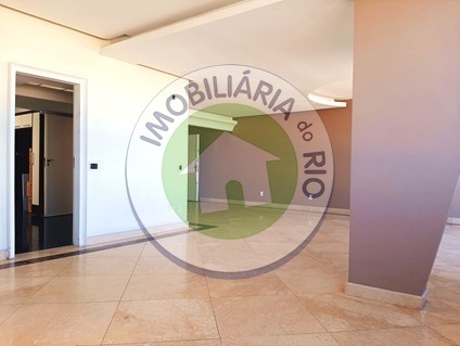 Apartamento à venda com 3 quartos, 220m² - Foto 7