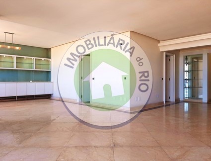 Apartamento à venda com 3 quartos, 220m² - Foto 4