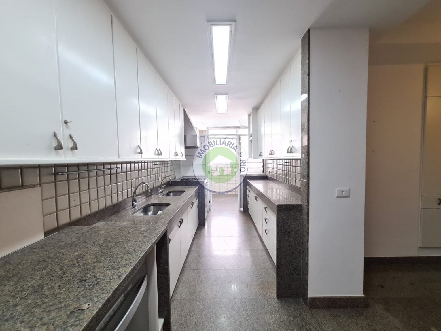 Apartamento à venda com 4 quartos, 276m² - Foto 43