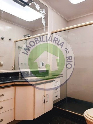 Apartamento à venda com 3 quartos, 220m² - Foto 33