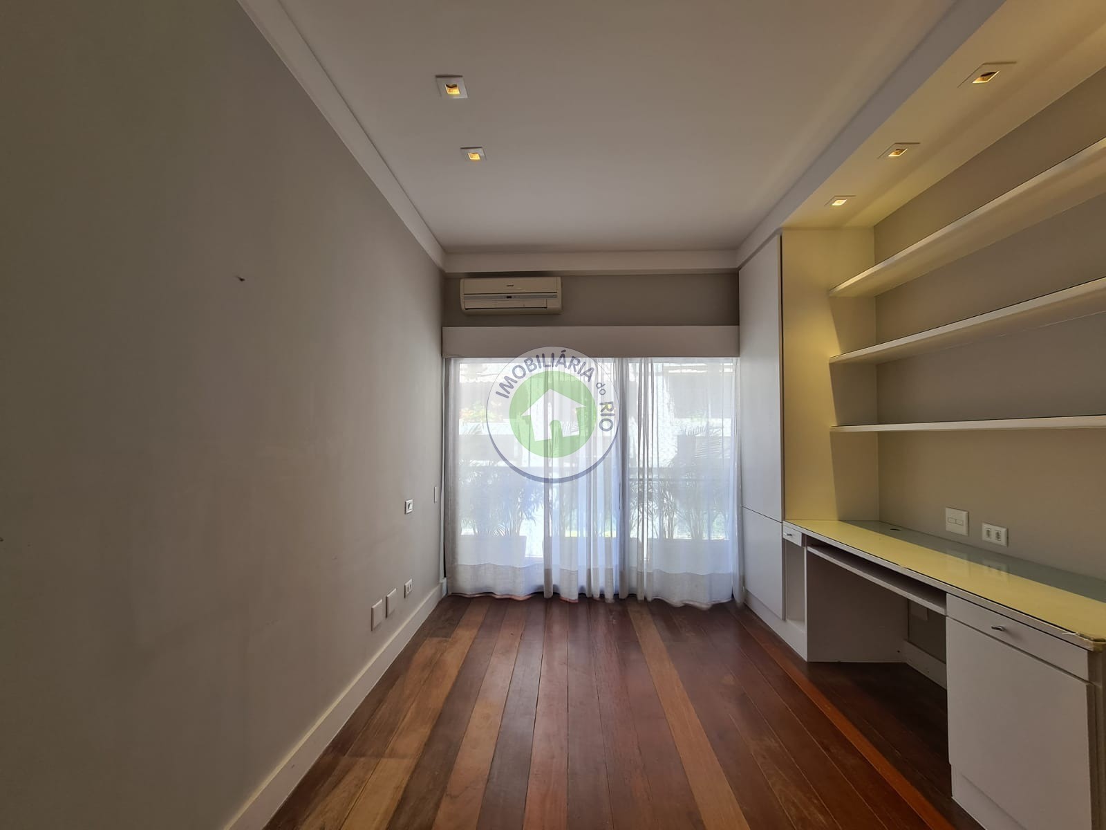 Apartamento à venda com 4 quartos, 276m² - Foto 27