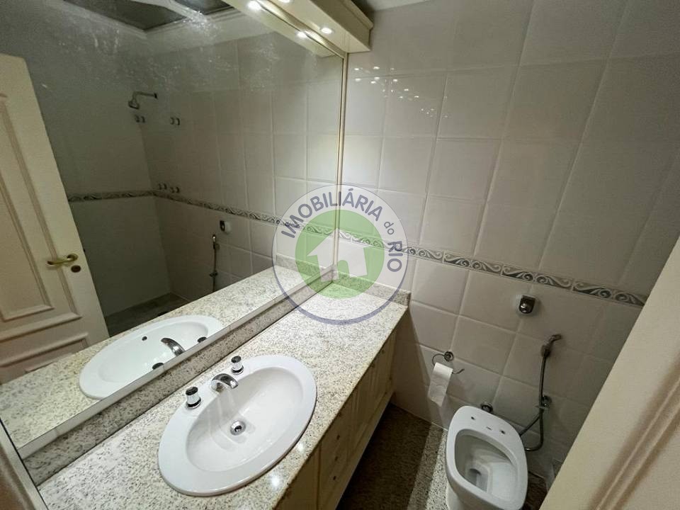 Cobertura à venda com 3 quartos, 300m² - Foto 18