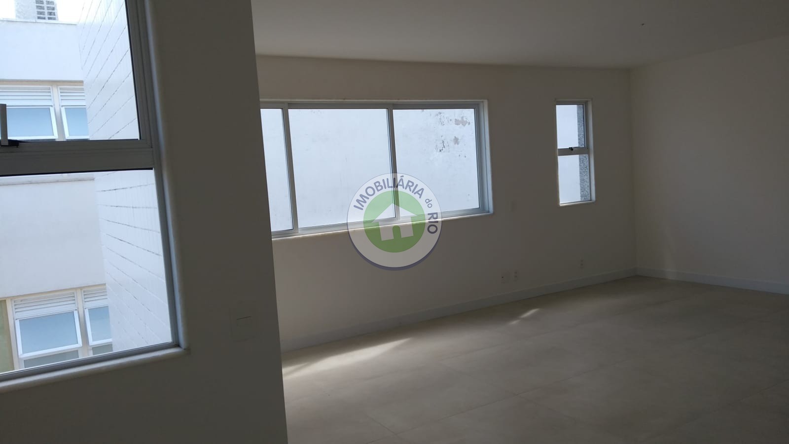 Cobertura à venda com 4 quartos, 330m² - Foto 17