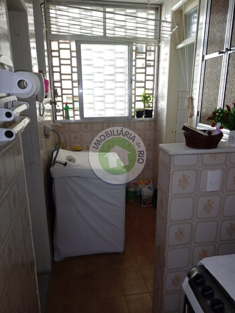 Apartamento à venda com 2 quartos, 66m² - Foto 17