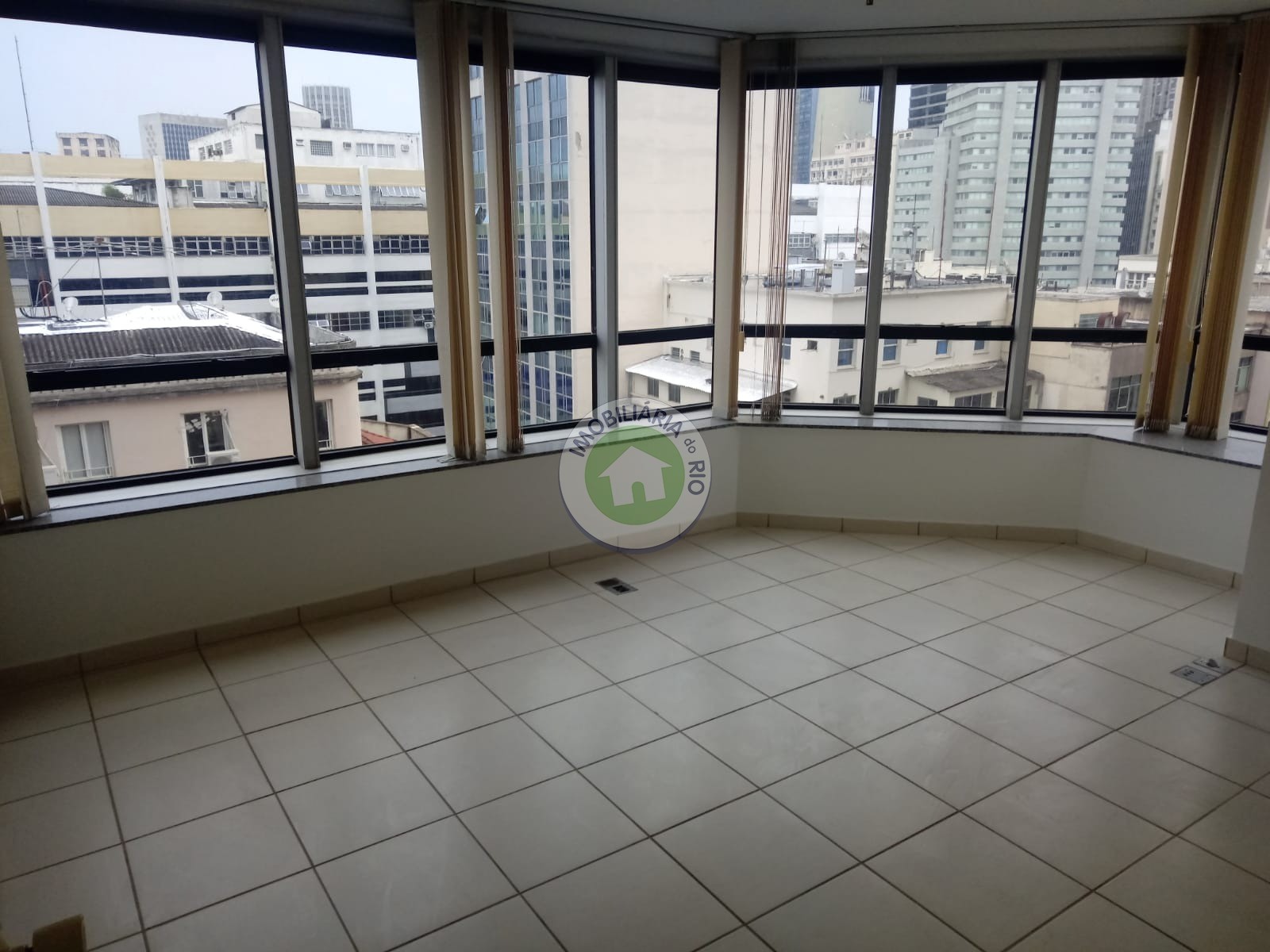 Conjunto Comercial-Sala para alugar, 190m² - Foto 13