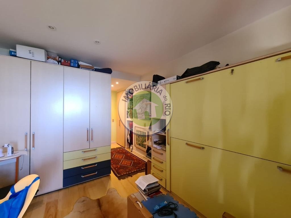 Apartamento para alugar com 4 quartos, 300m² - Foto 17