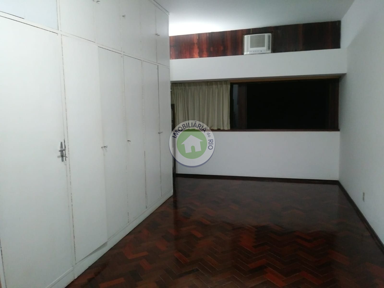 Apartamento à venda com 3 quartos, 163m² - Foto 11