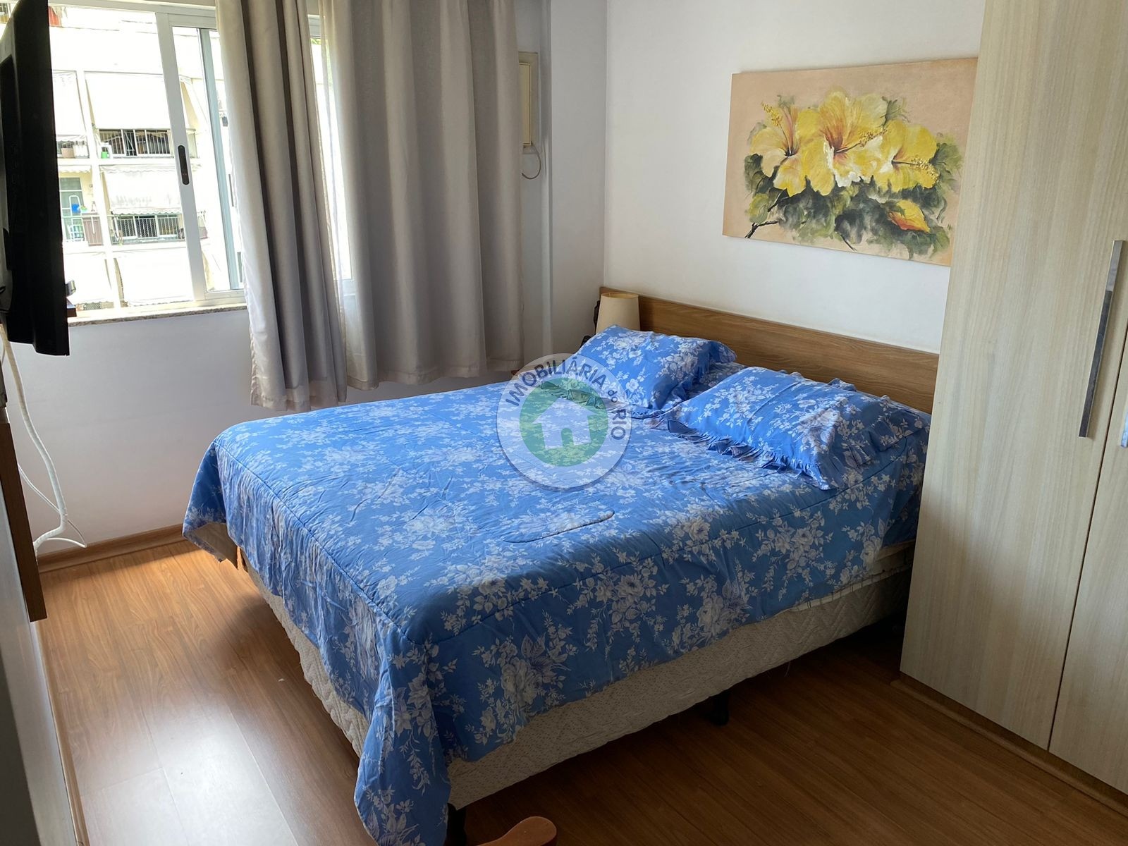 Apartamento à venda com 3 quartos, 90m² - Foto 1