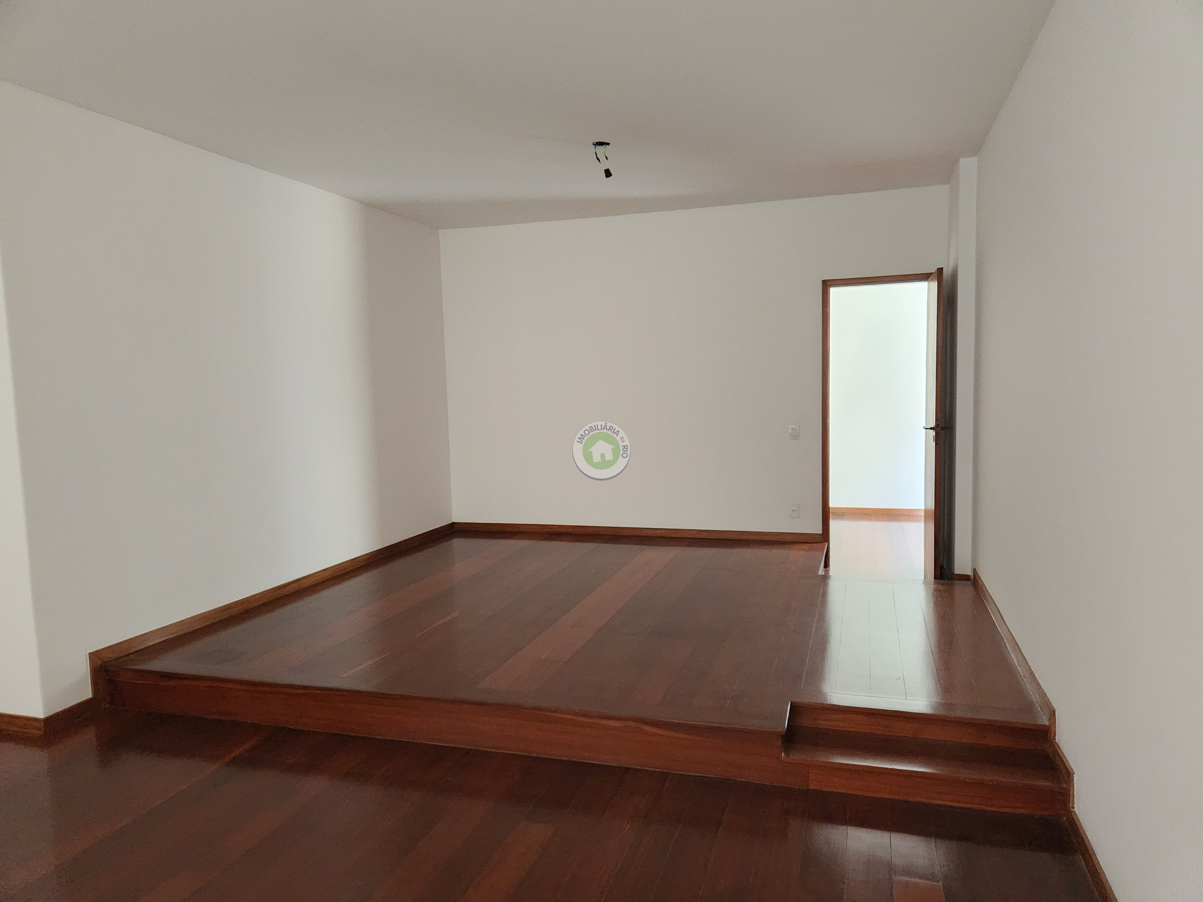 Apartamento à venda com 3 quartos, 120m² - Foto 7