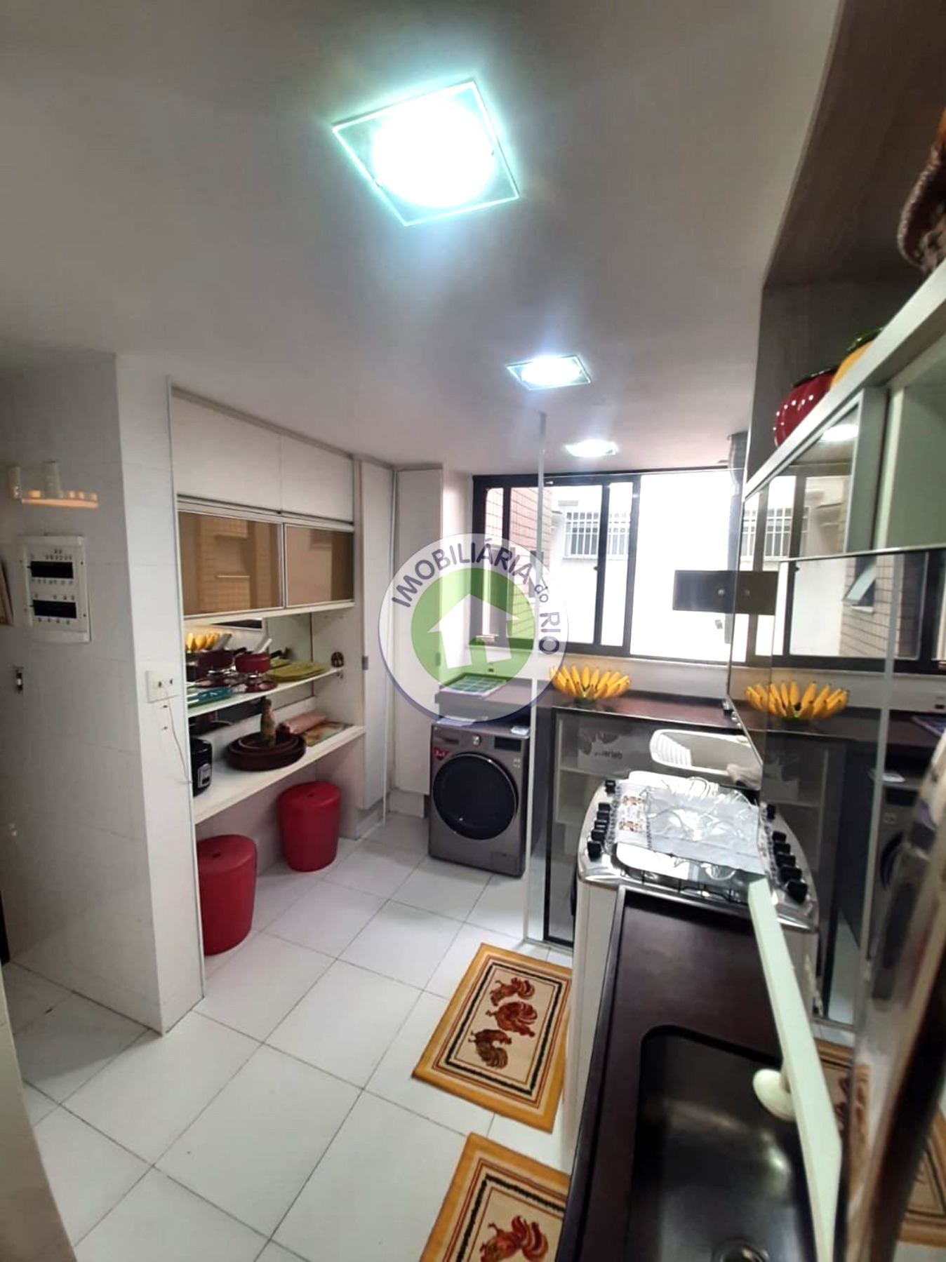 Apartamento à venda com 3 quartos, 111m² - Foto 10