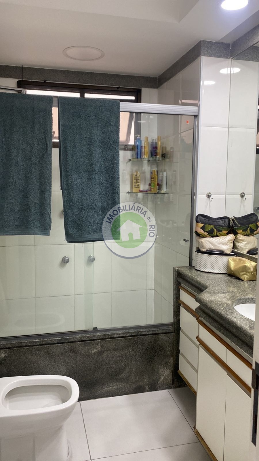 Apartamento à venda com 3 quartos, 181m² - Foto 13