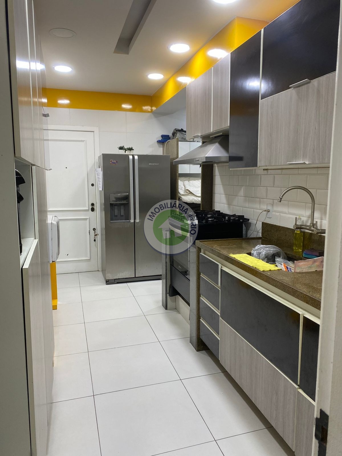 Apartamento à venda com 3 quartos, 181m² - Foto 7