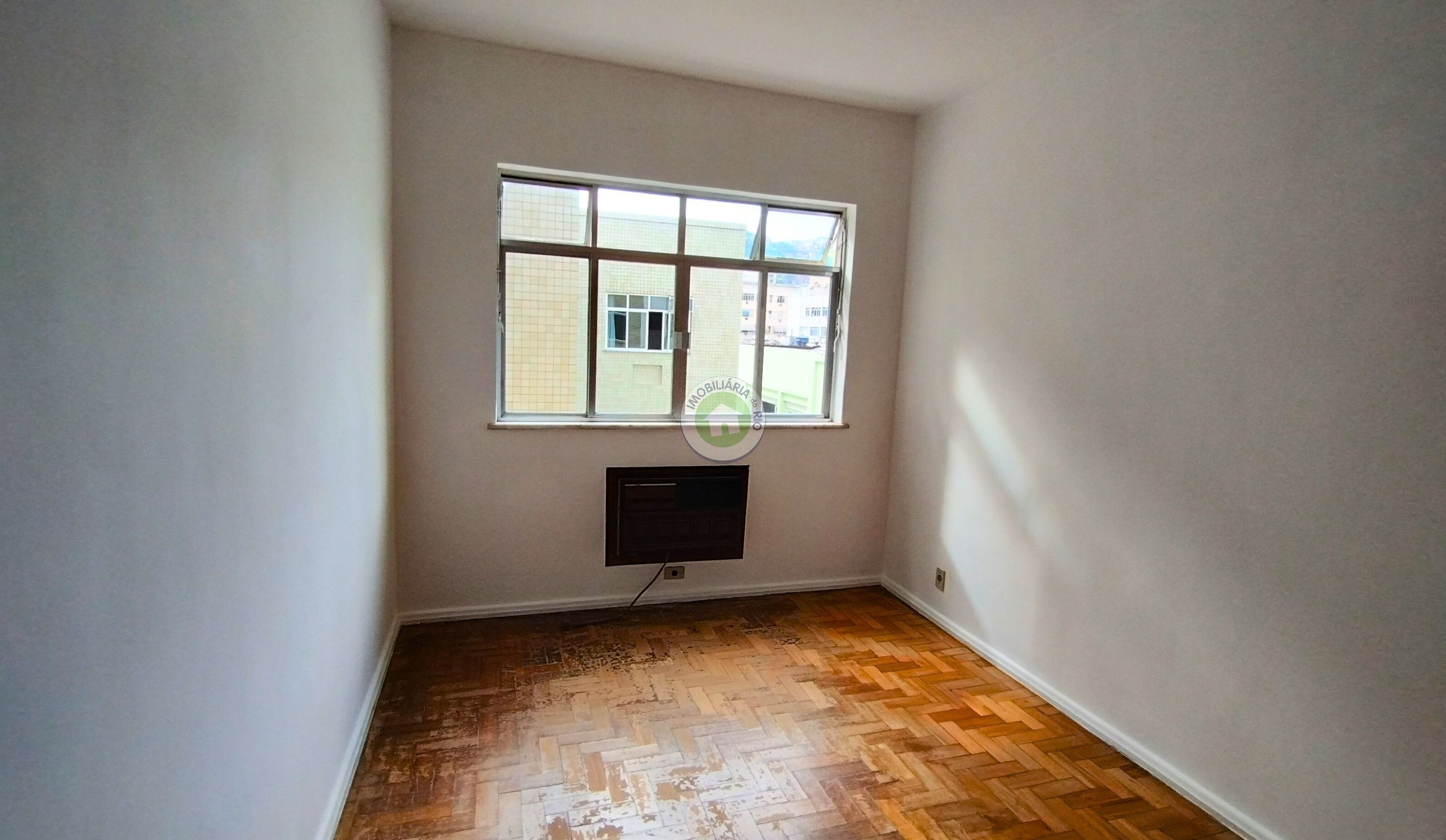 Apartamento à venda com 4 quartos, 160m² - Foto 17