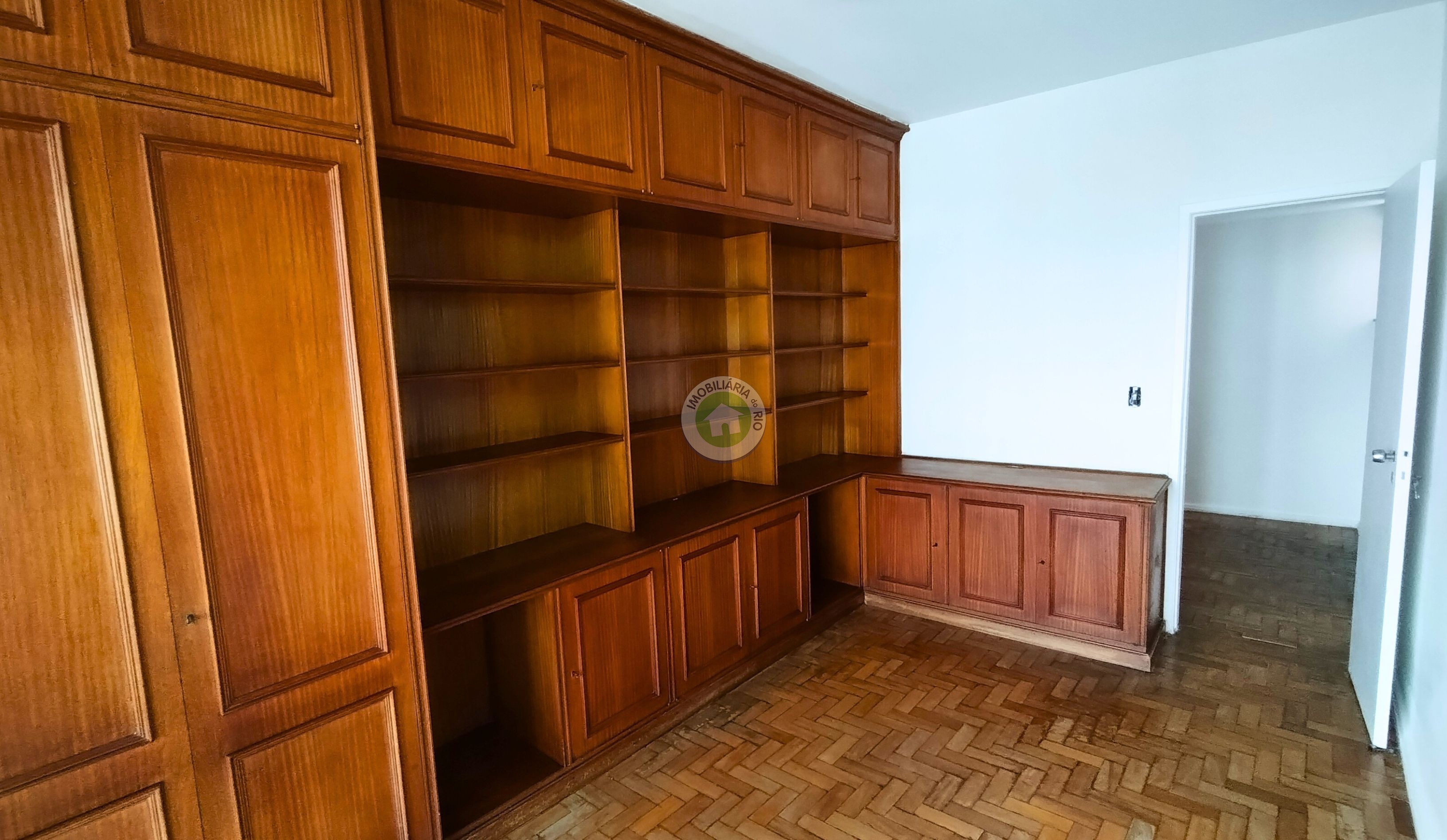 Apartamento à venda com 4 quartos, 160m² - Foto 9