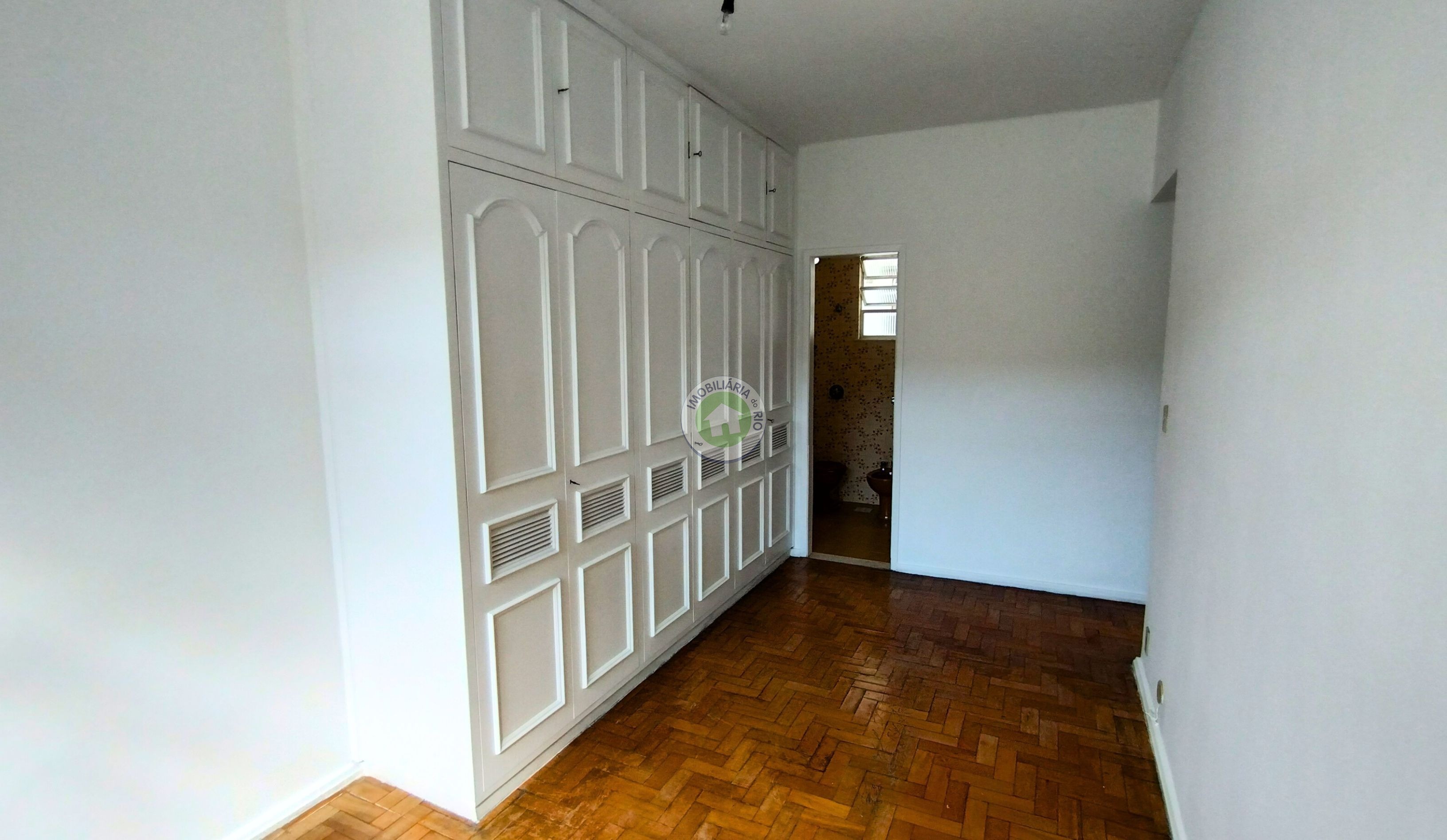 Apartamento à venda com 4 quartos, 160m² - Foto 15