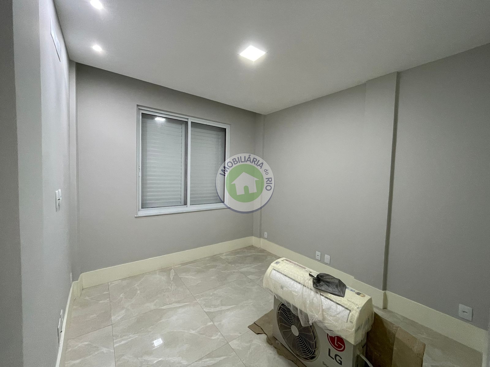 Apartamento à venda com 2 quartos, 78m² - Foto 29