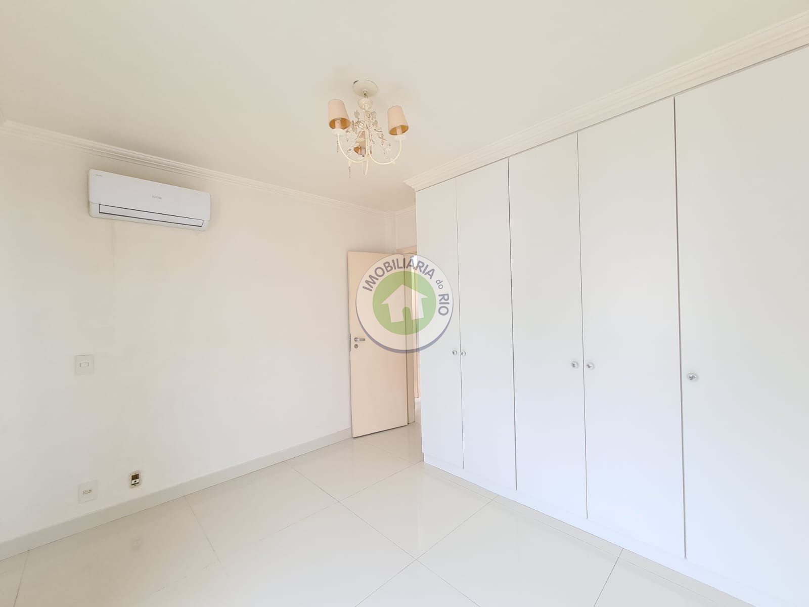 Apartamento à venda com 3 quartos, 75m² - Foto 18