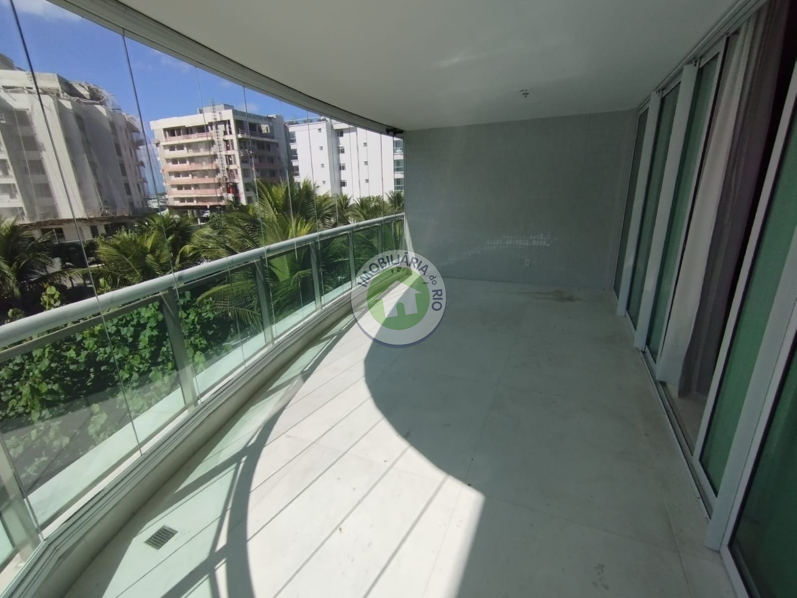 Apartamento à venda e aluguel com 4 quartos, 290m² - Foto 2