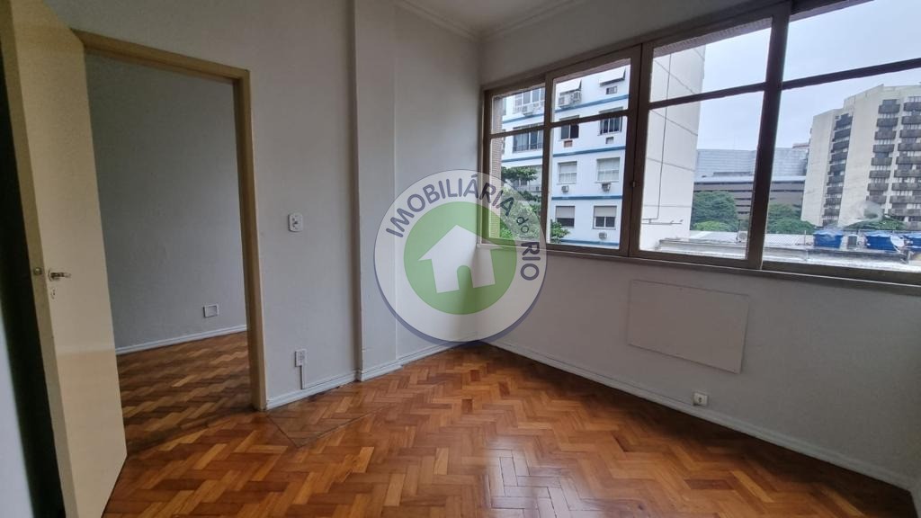 Apartamento à venda com 1 quarto, 31m² - Foto 9