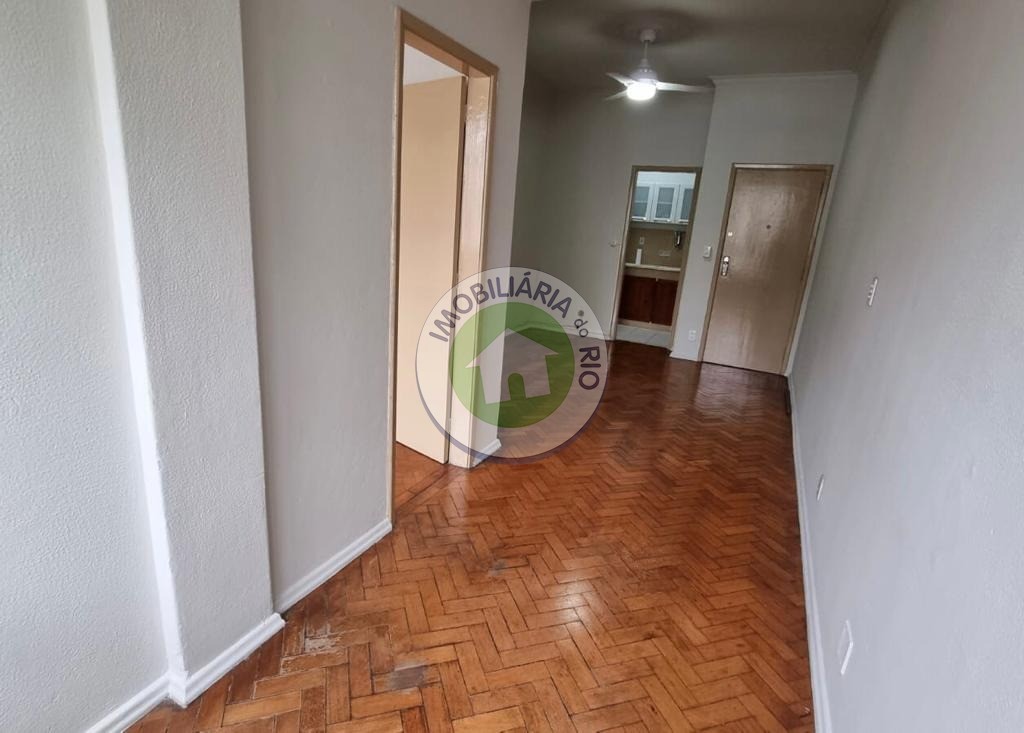 Apartamento à venda com 1 quarto, 31m² - Foto 13