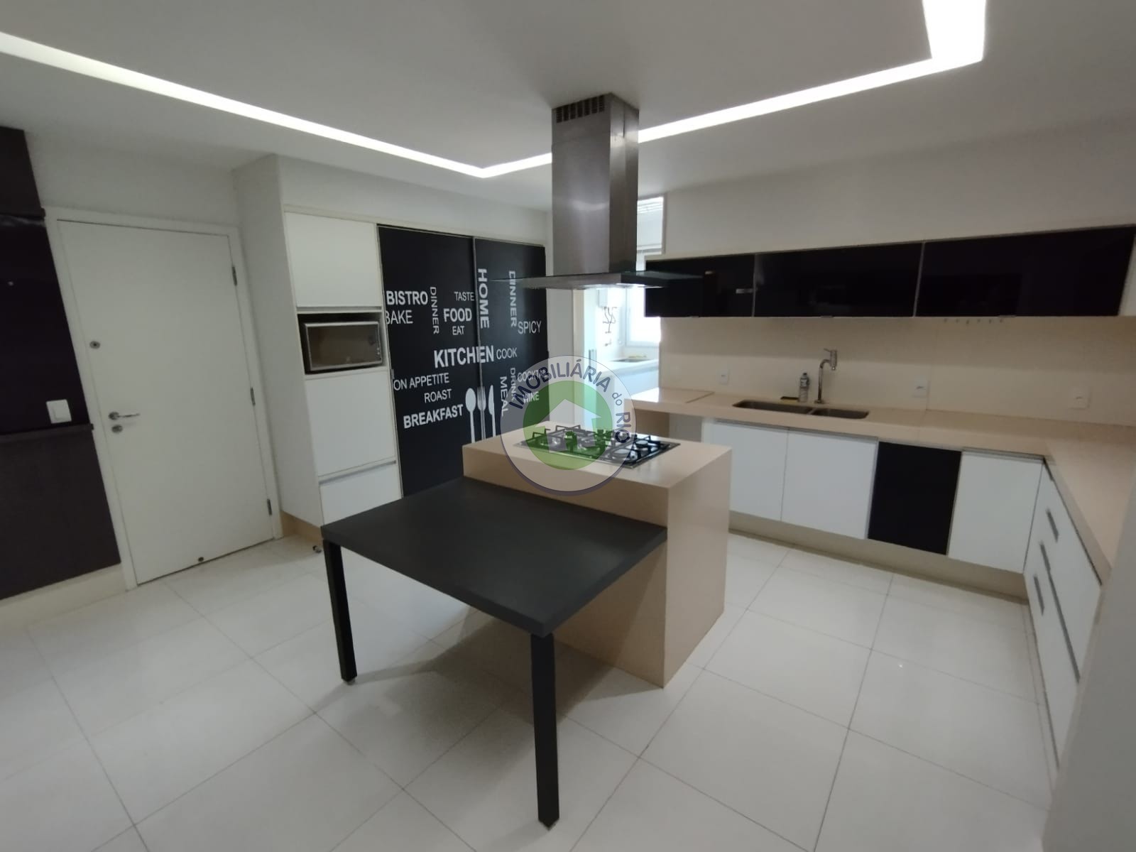 Apartamento à venda e aluguel com 4 quartos, 290m² - Foto 13