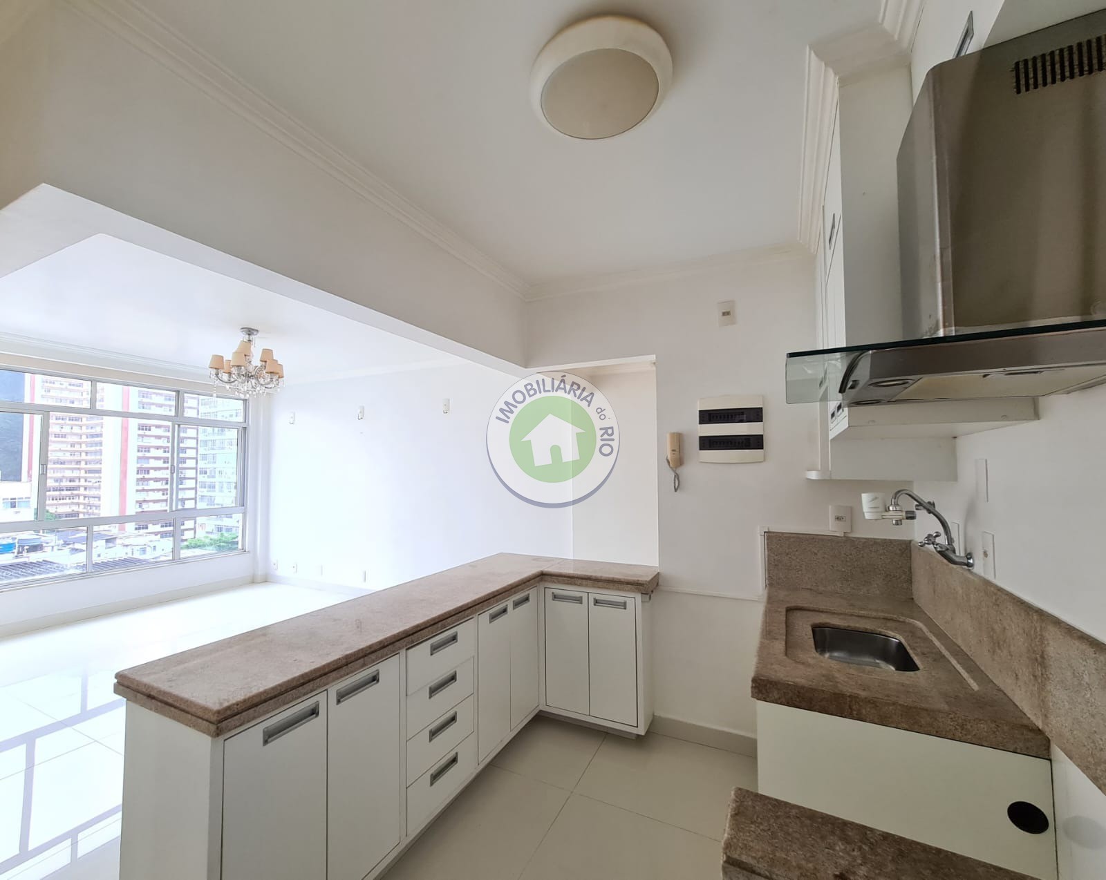 Apartamento à venda com 3 quartos, 75m² - Foto 10