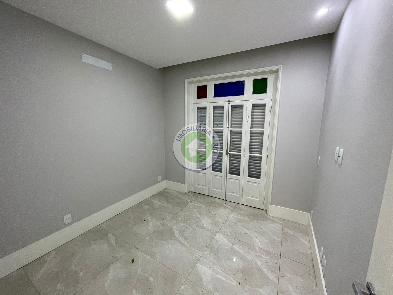 Apartamento à venda com 2 quartos, 78m² - Foto 20