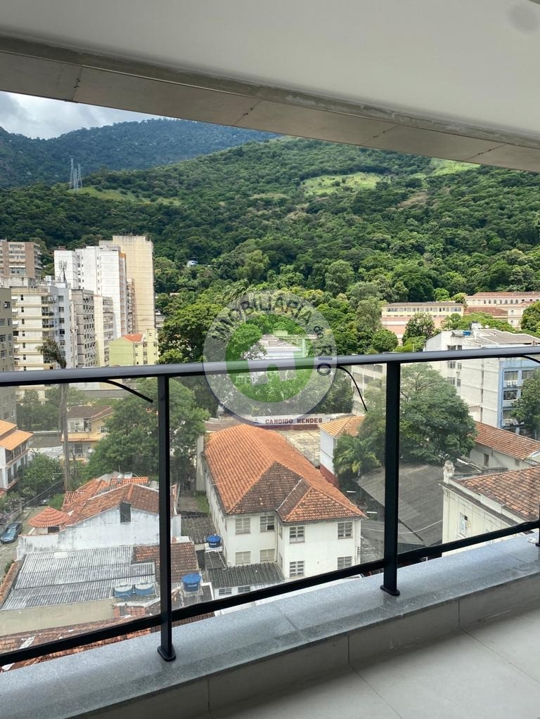 Apartamento à venda com 3 quartos, 106m² - Foto 8