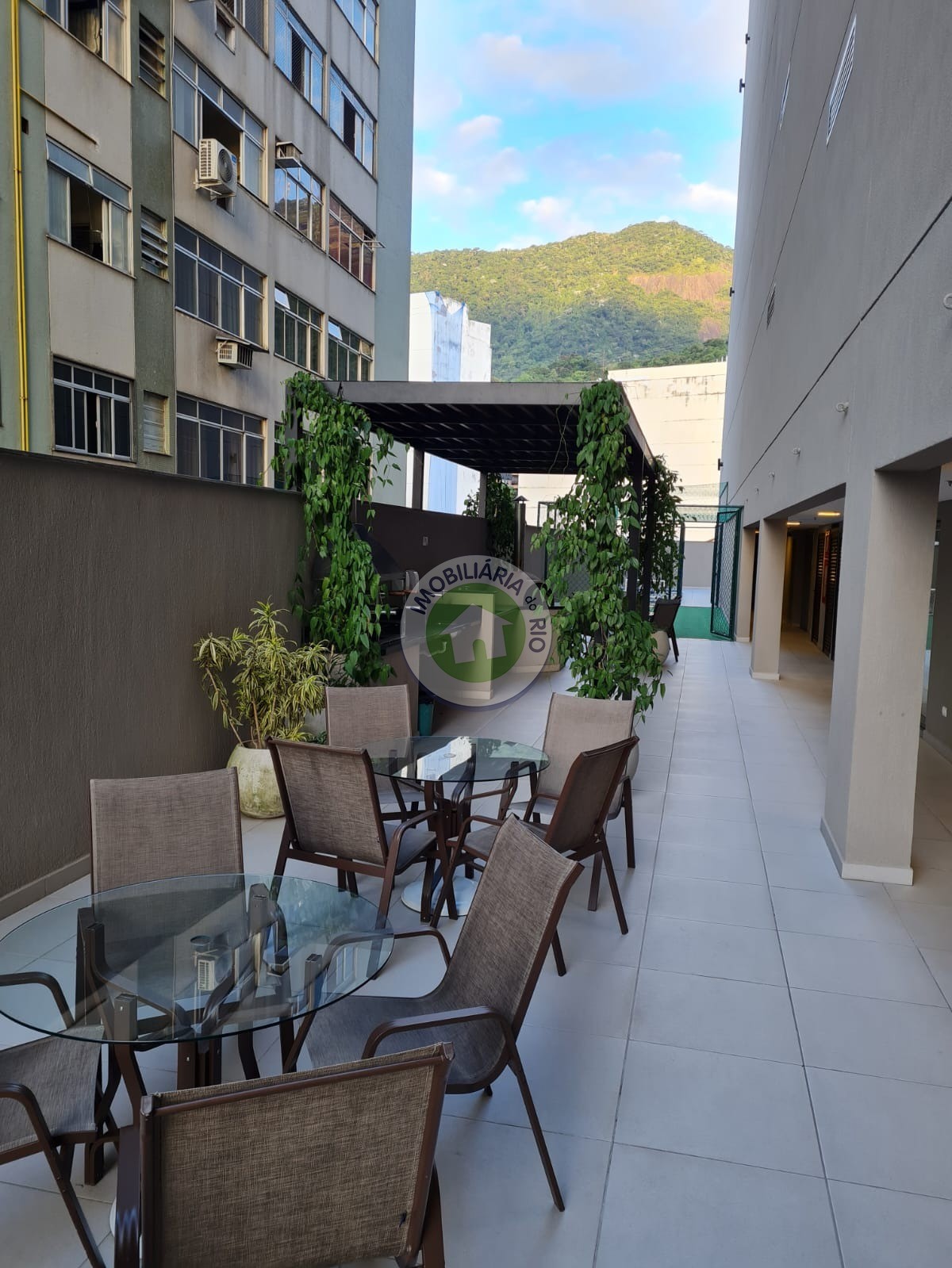 Apartamento à venda com 3 quartos, 106m² - Foto 30