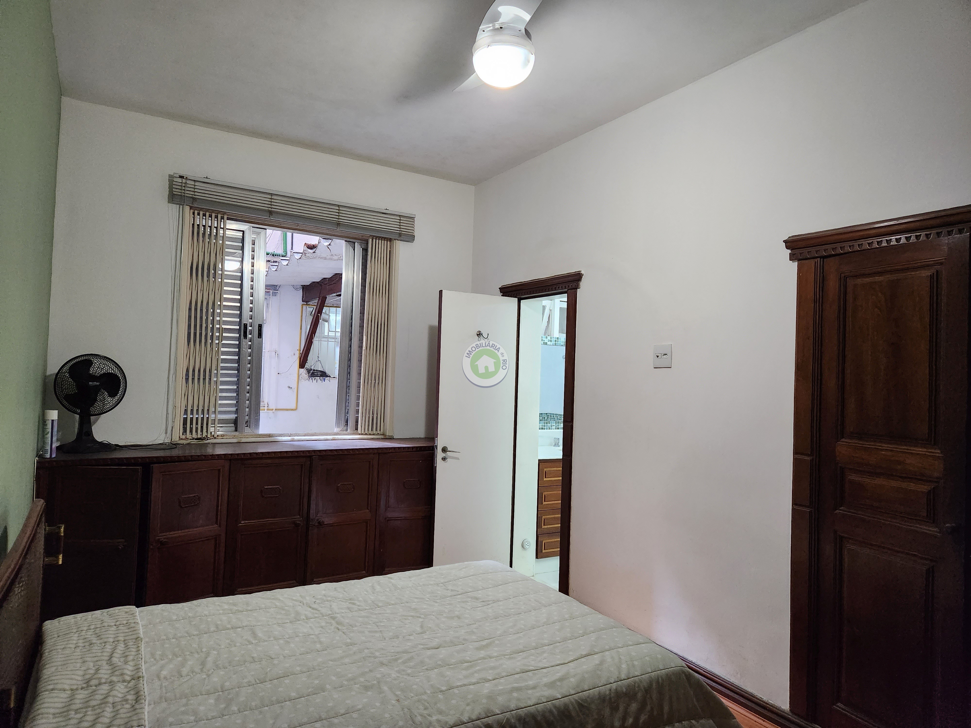 Apartamento à venda com 4 quartos, 215m² - Foto 15