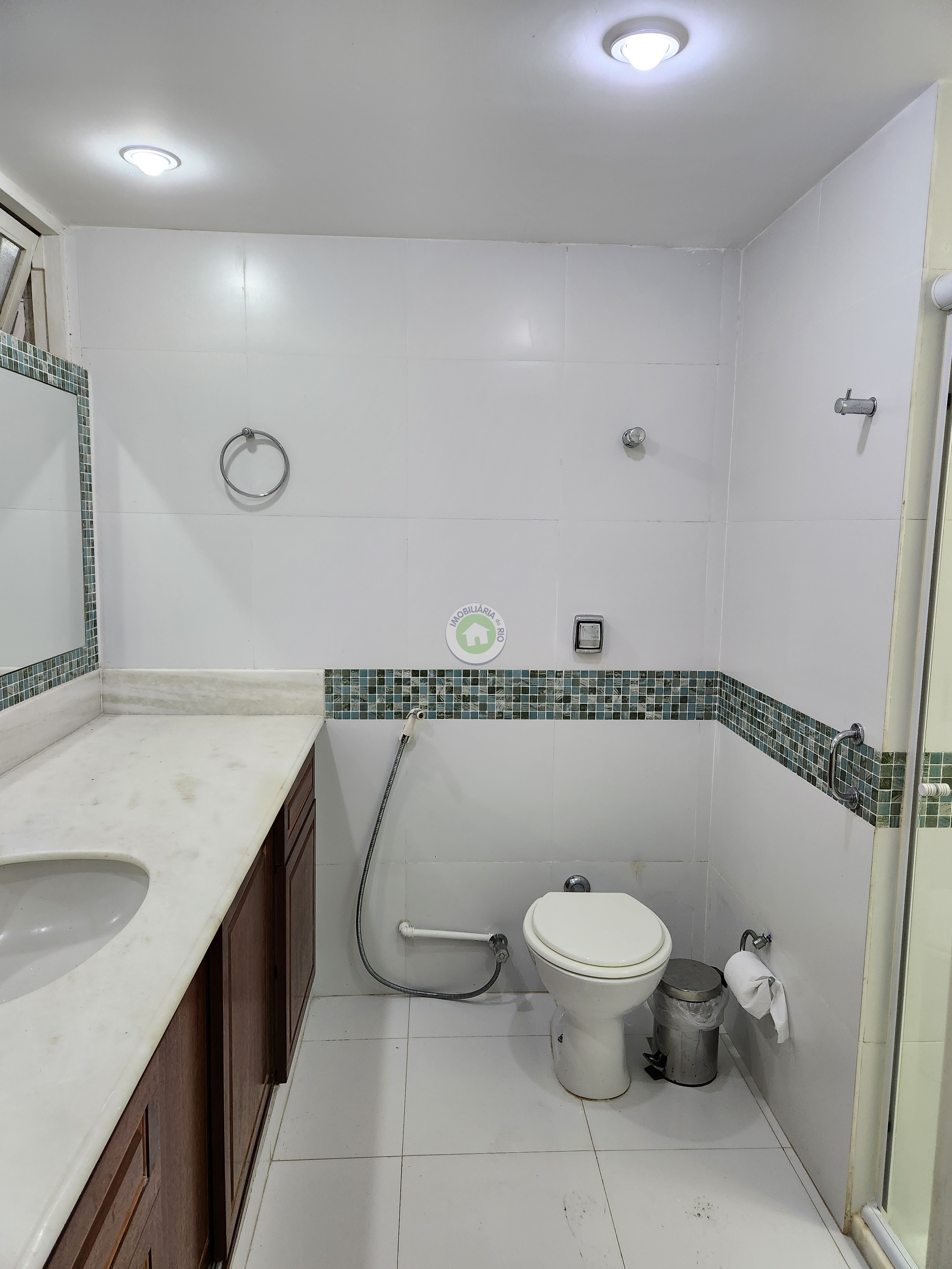 Apartamento à venda com 4 quartos, 215m² - Foto 17